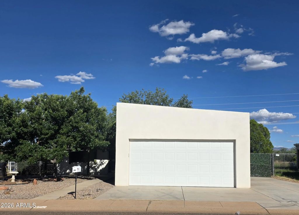 229 N Fermi Avenue, Sierra Vista