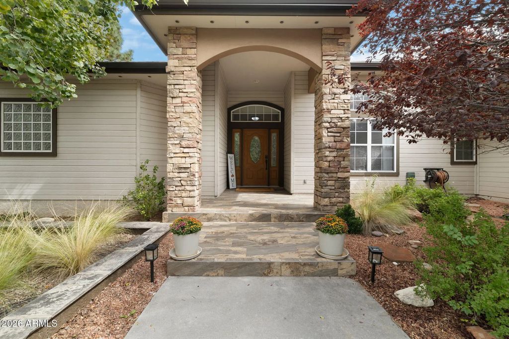 2652 N Elk Run Street, Flagstaff