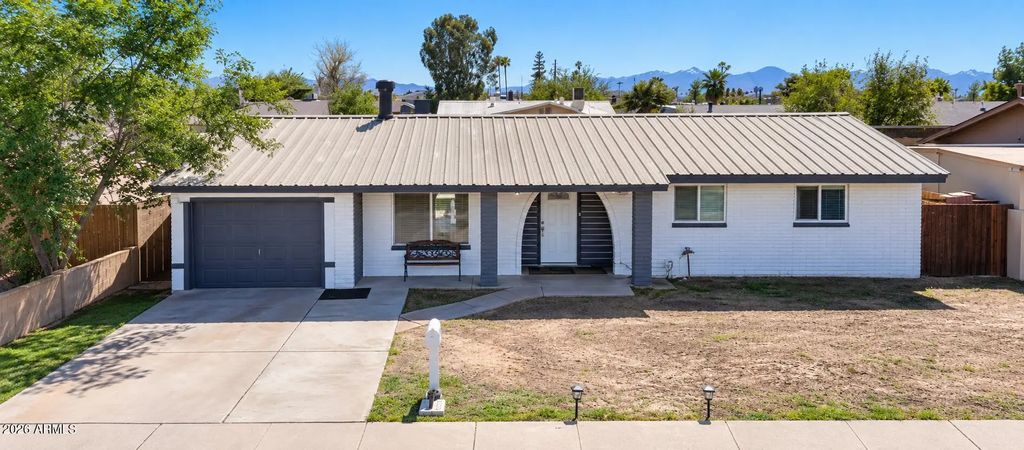 4235 W Lewis Avenue, Phoenix
