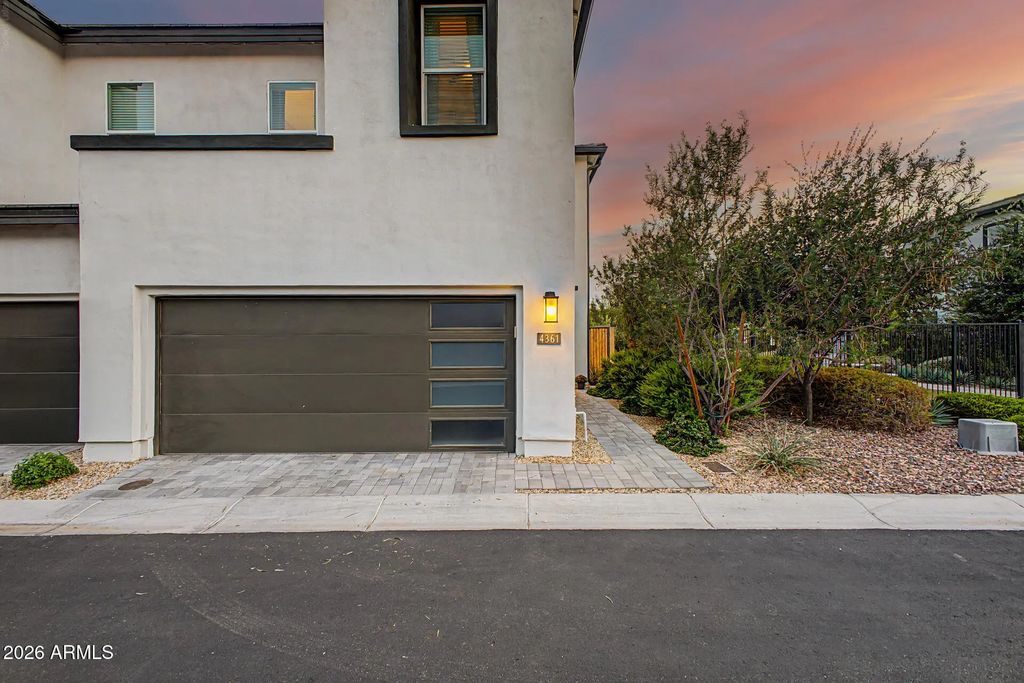 4361 E Berkeley Road, Phoenix