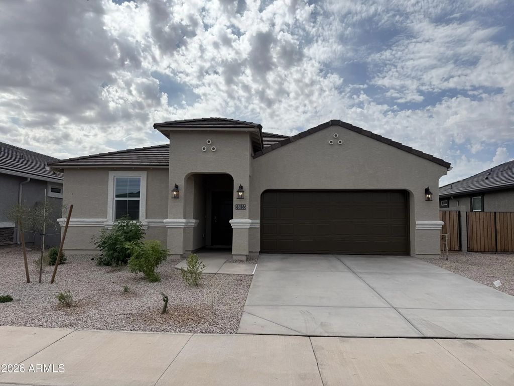 38135 W Capri Avenue, Maricopa