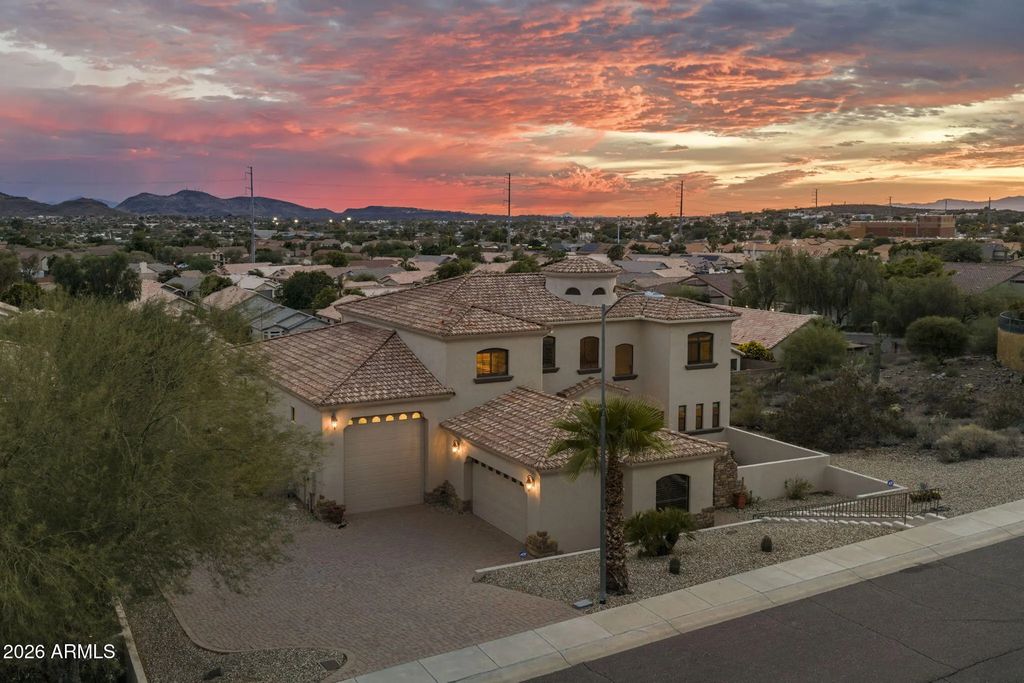 2109 E Kerry Lane, Phoenix