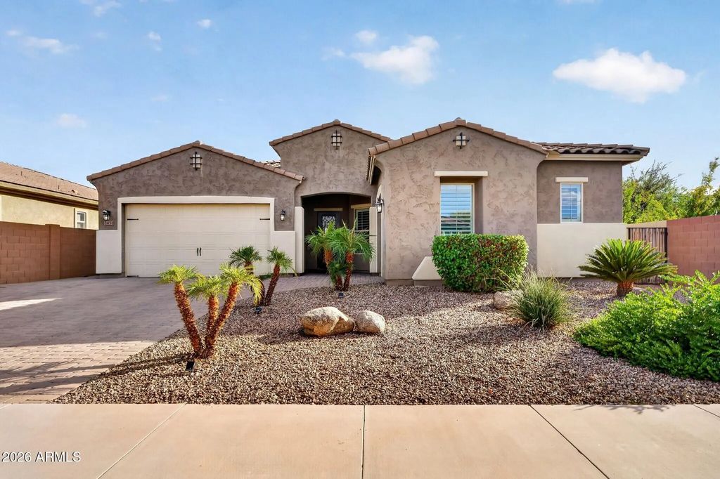 2451 E Bellerive Drive, Gilbert