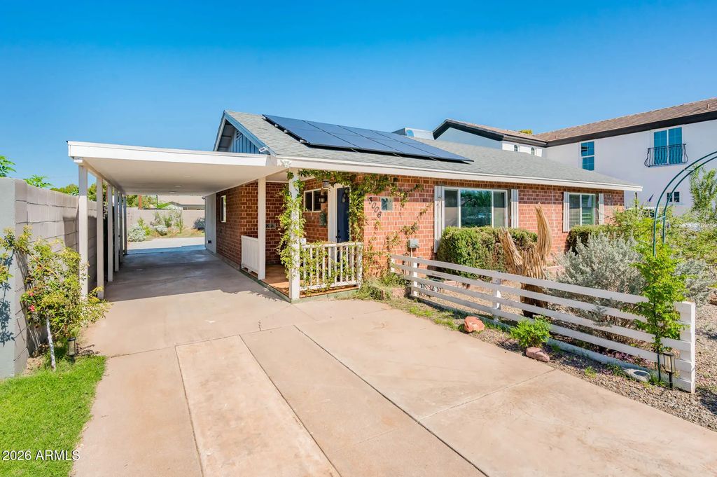 3006 E Cypress Street, Phoenix
