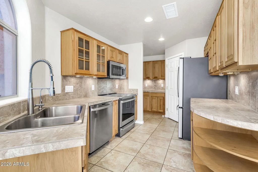 8786 E Sandtrap Court, Gold Canyon