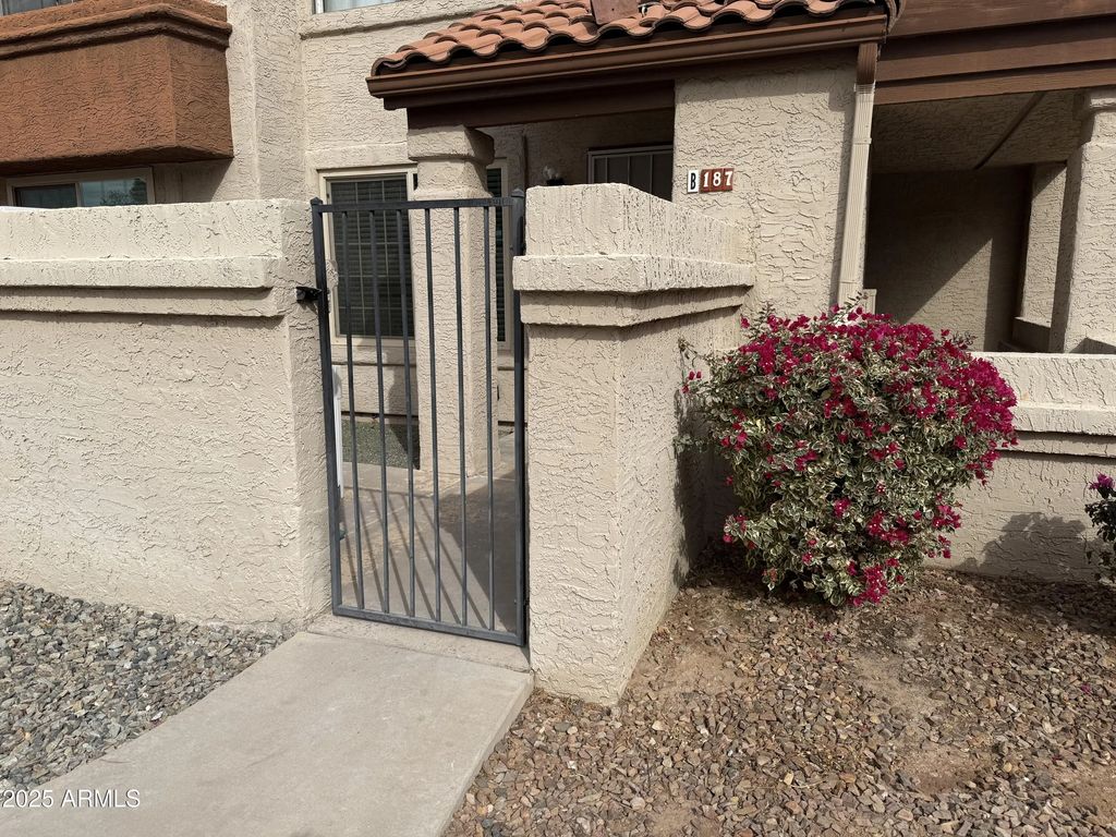 839 S Westwood -- (unit 187), Mesa