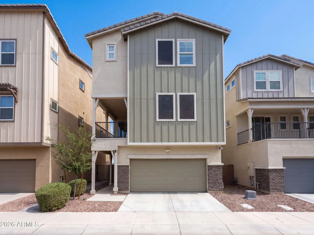 781 W Flintlock Way, Chandler