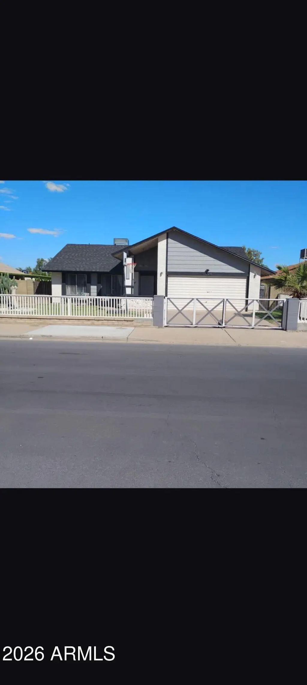 1626 E Vineyard Road, Phoenix