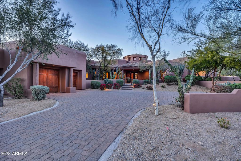 9290 E Thompson Peak Parkway (unit 430), Scottsdale