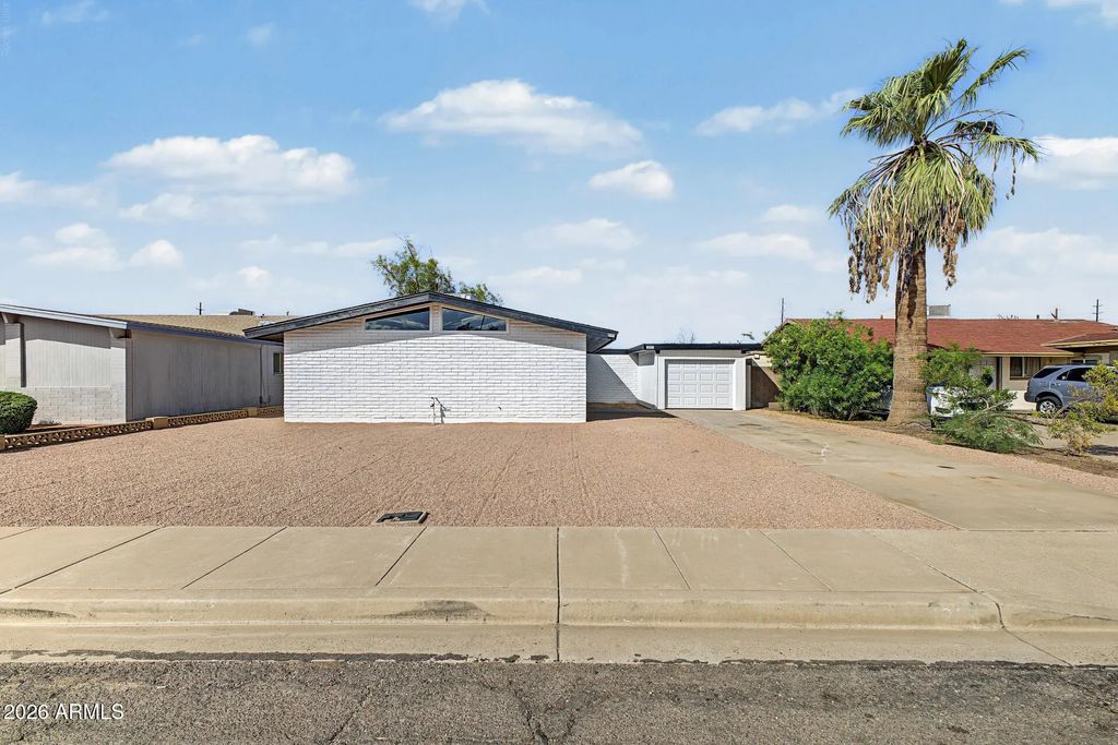1208 W Malibu Drive, Tempe
