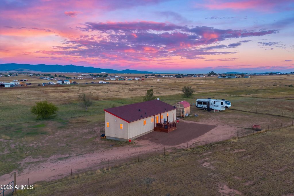 8055 E Mountain View Road, Prescott Valley