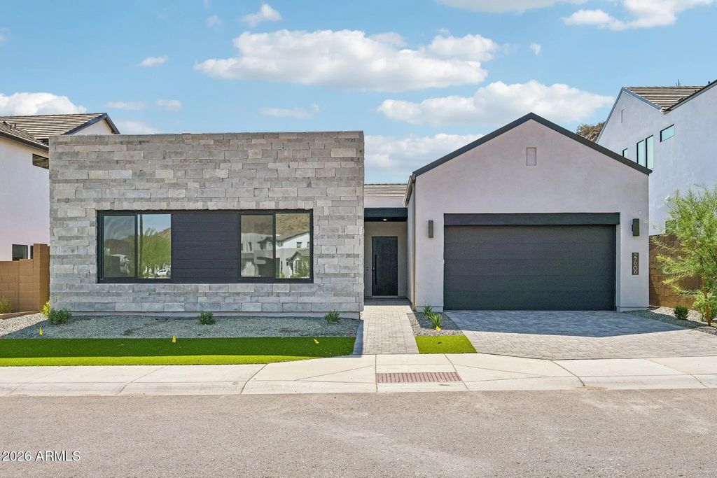 27908 N 74th Lane, Peoria
