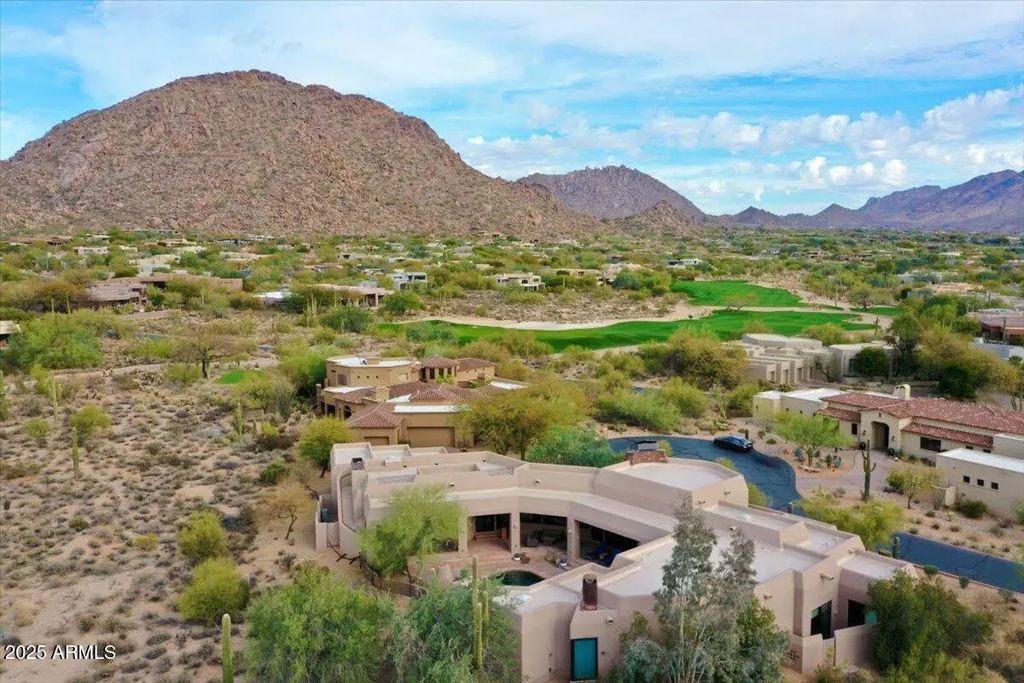 10040 E Happy Valley Road (unit 300), Scottsdale