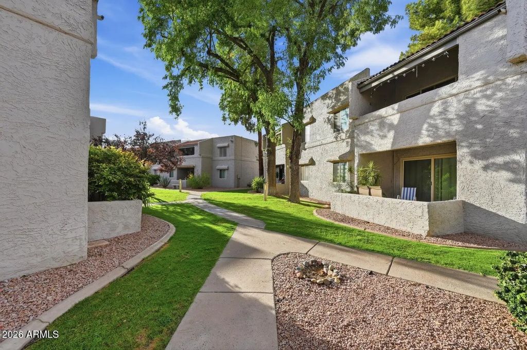 4444 E Paradise Village Parkway N (unit 124), Phoenix