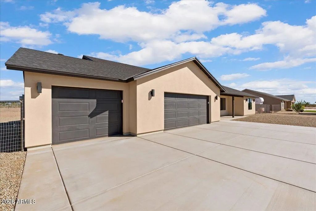 23144 W Lone Mountain Road, Wittmann