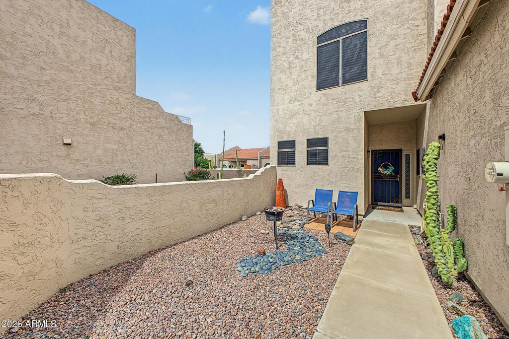 8806 E Sandtrap Court, Gold Canyon