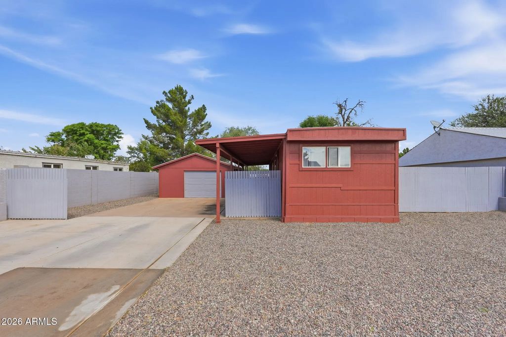 544 E Lynwood Street, Mesa