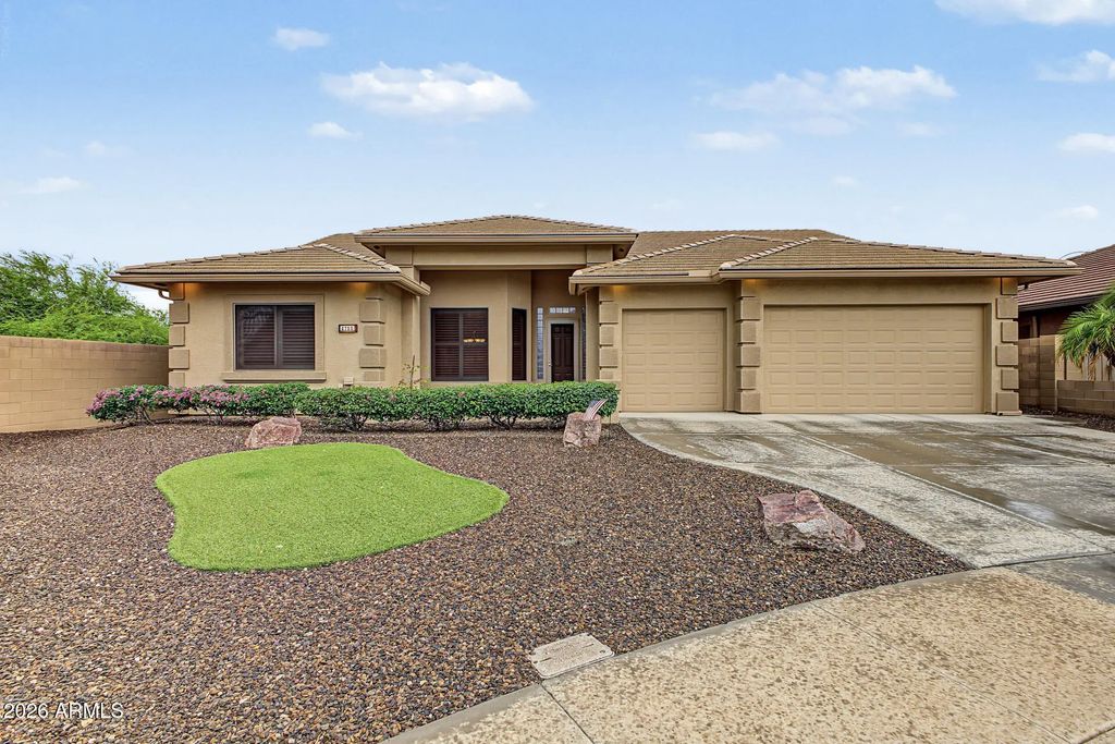 2750 S Beachwood Circle, Mesa