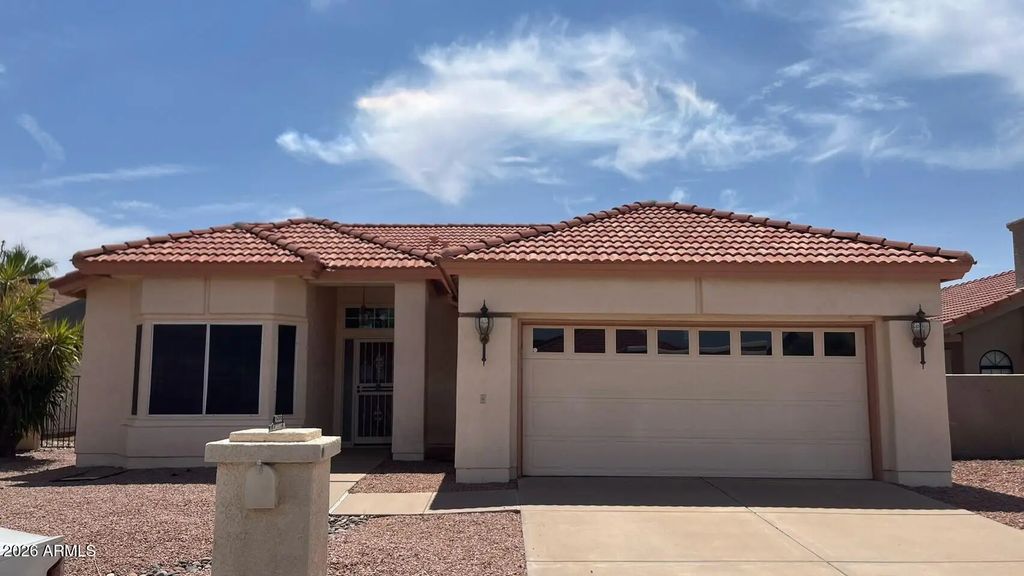 10533 E Elmhurst Drive, Sun Lakes