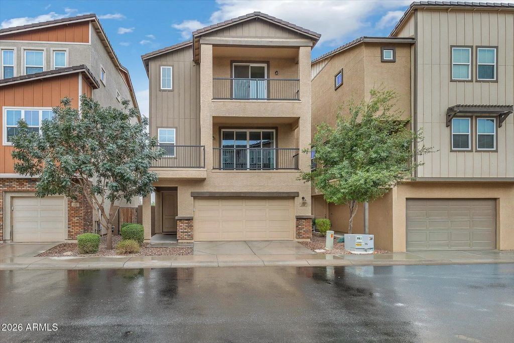 769 W Flintlock Way, Chandler