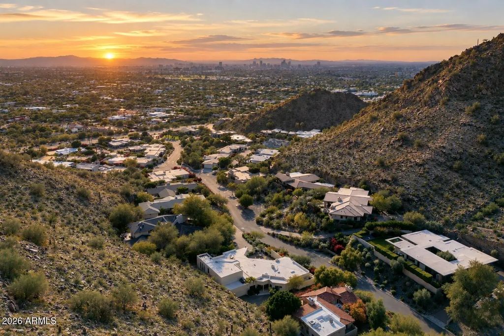 3500 E Lincoln Drive (unit 17), Phoenix