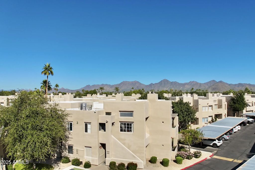 11333 N 92nd Street (unit 2014), Scottsdale