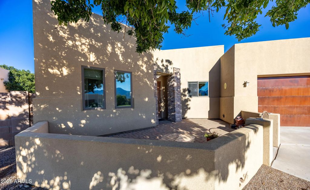2021 Sunview Court, Sierra Vista
