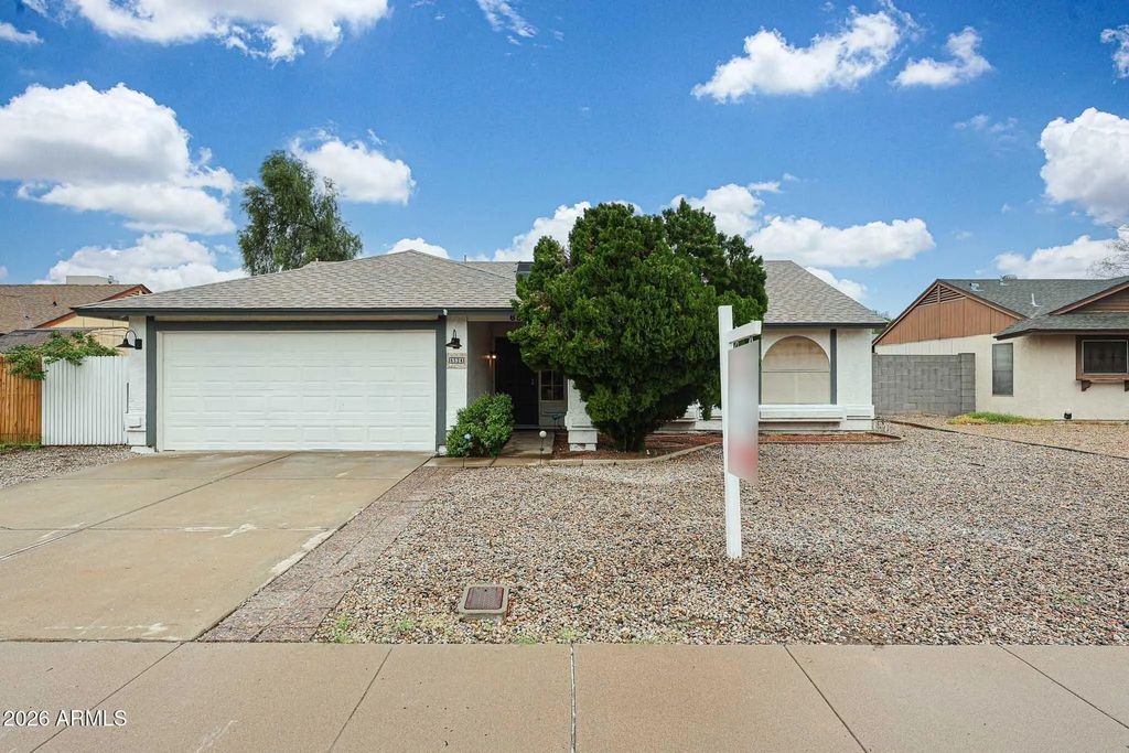6524 W Desert Cove Avenue, Glendale