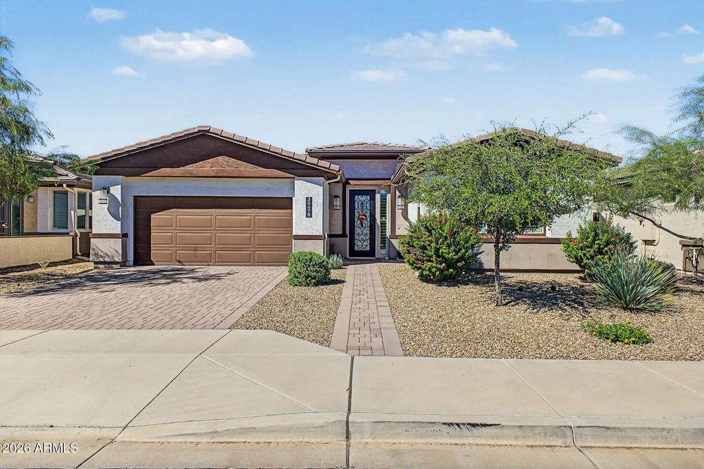 39478 N Trajen Place, Queen Creek