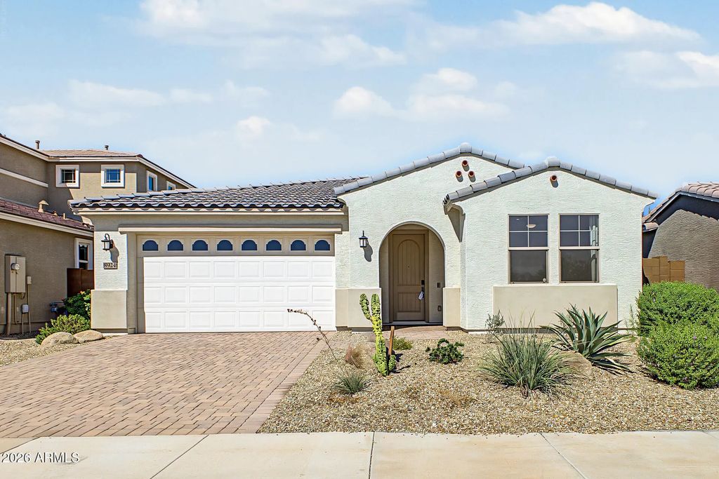 8924 W Vermont Avenue, Glendale