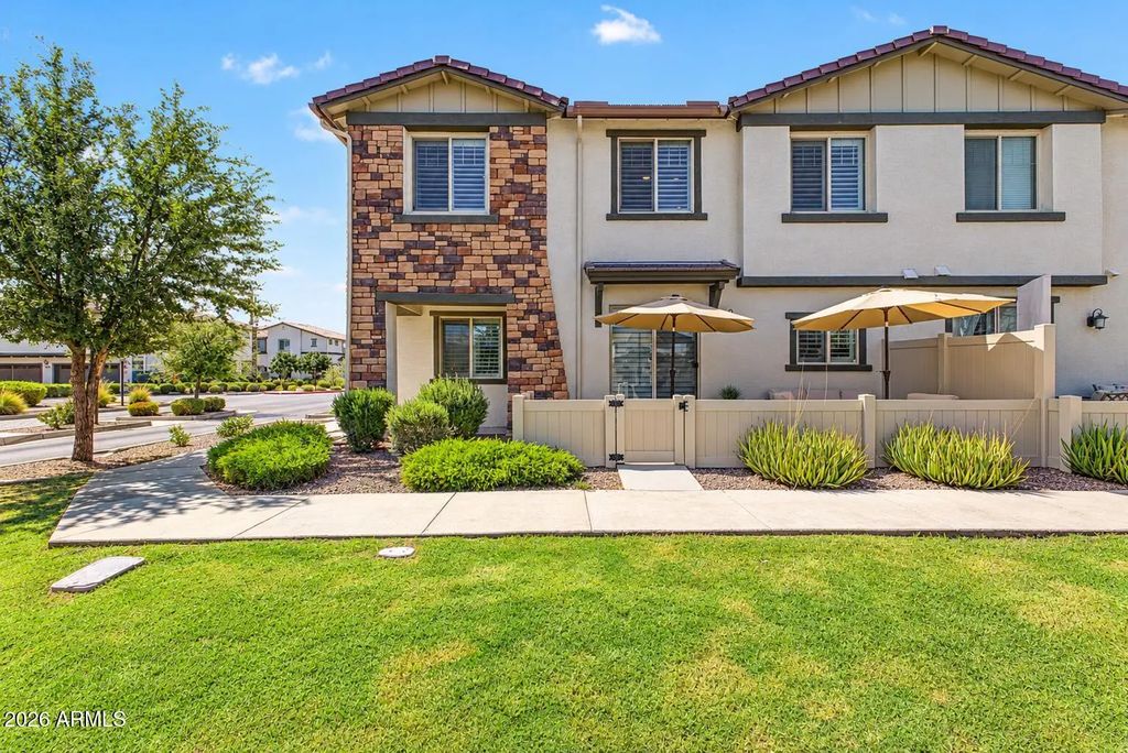 4100 S Pinelake Way (unit 104), Chandler