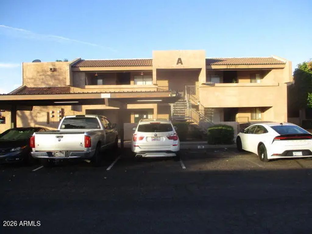 10828 N Biltmore Drive (unit 102), Phoenix