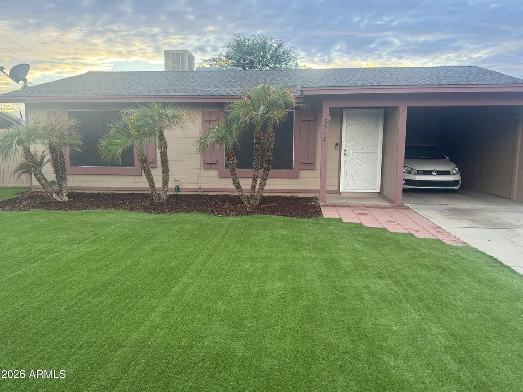 9512 N 67th Lane, Peoria