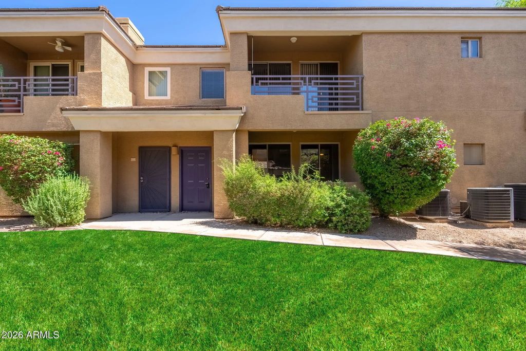 1411 E Orangewood Avenue, Phoenix