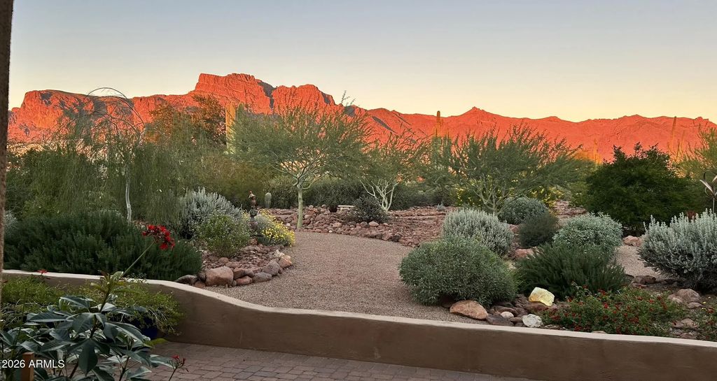1135 S Broadway Lane, Gold Canyon