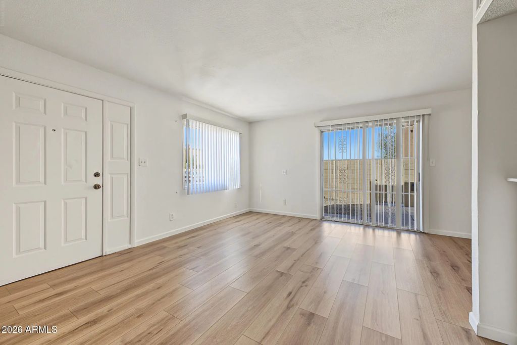 4015 S 45th Street, Phoenix