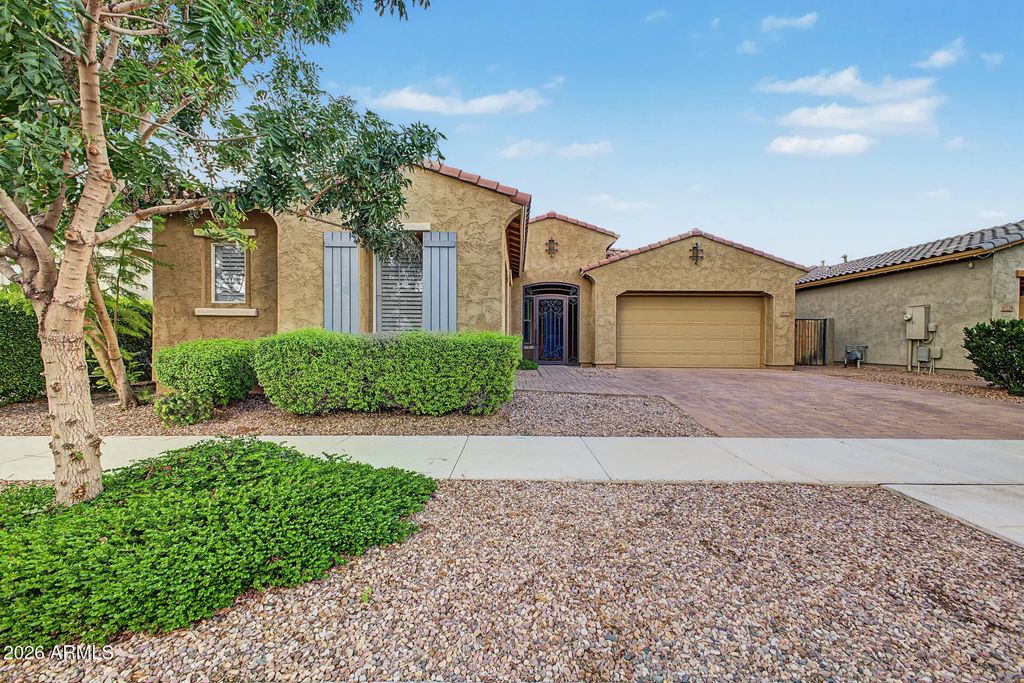 10220 E Thatcher Avenue, Mesa