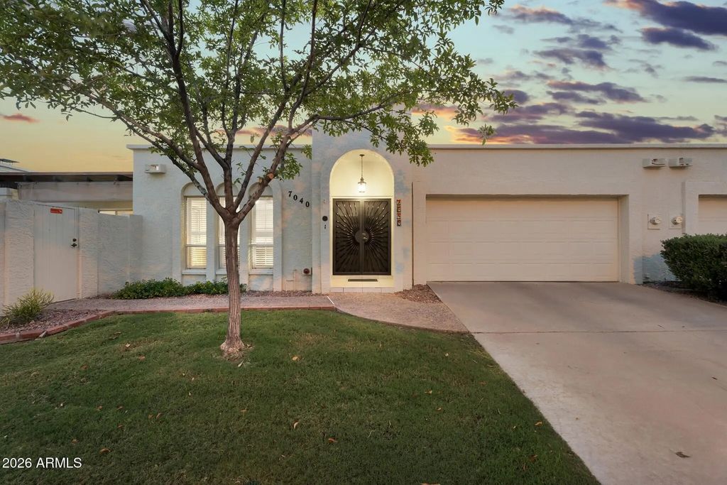 7040 N 11th Avenue, Phoenix