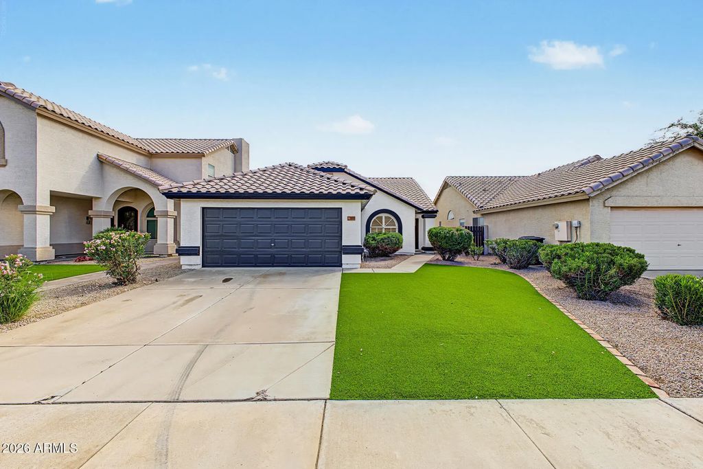 271 N Brookside Street, Chandler