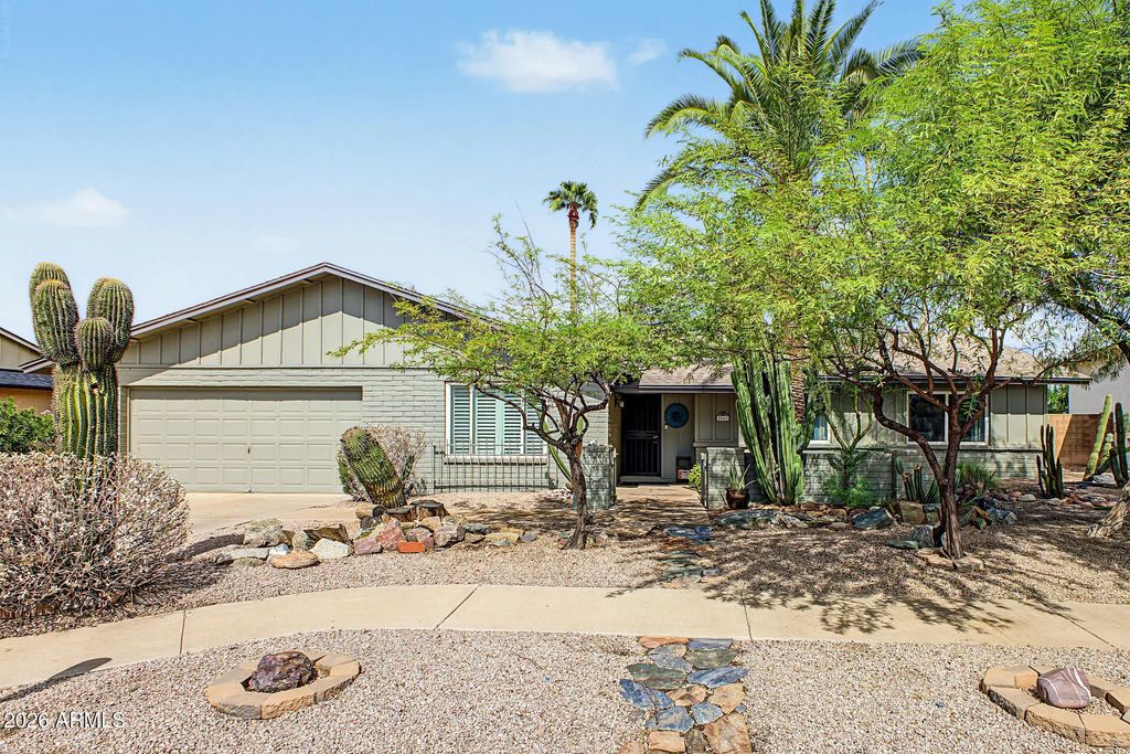2642 W Juanita Circle, Mesa