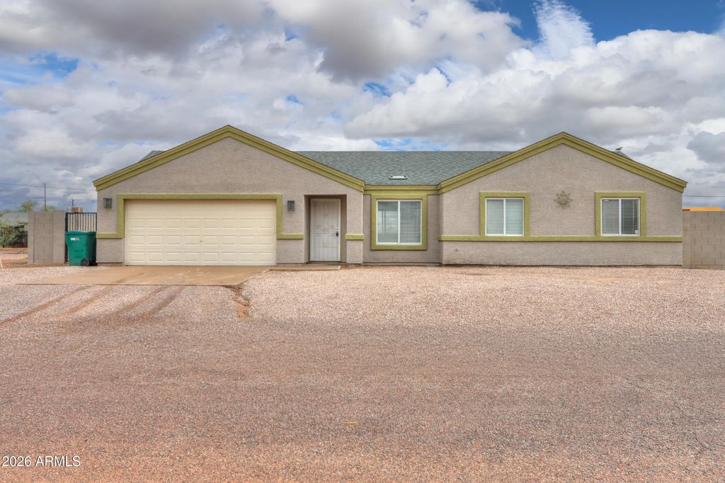 3935 N Kiami Drive, Eloy