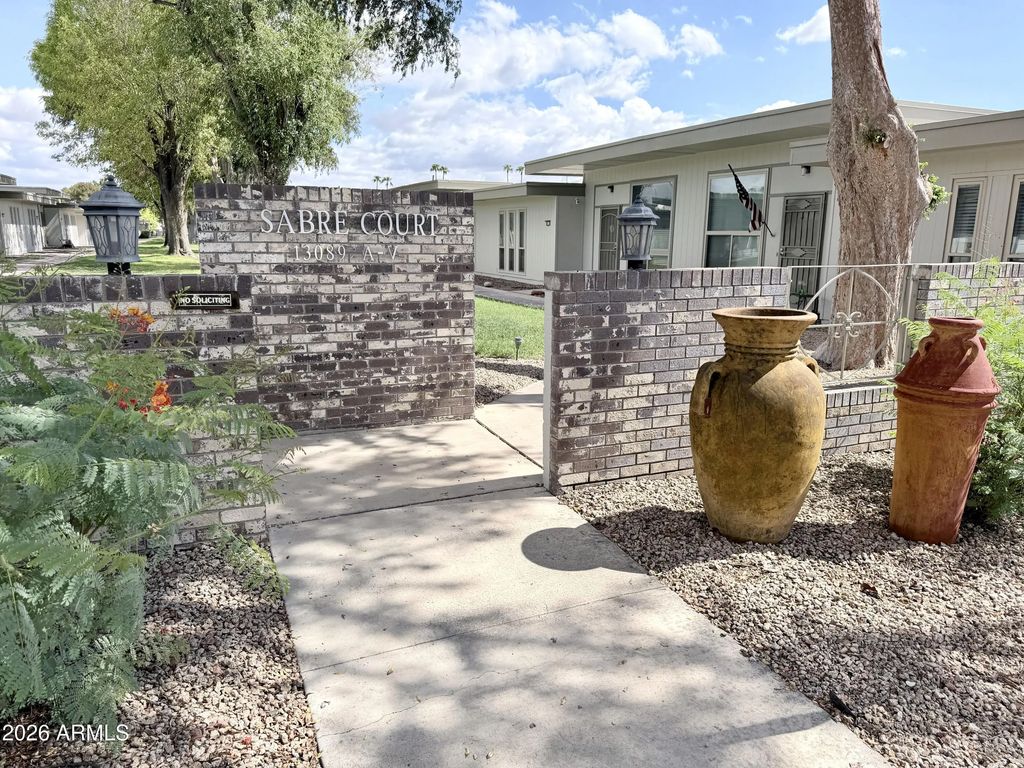 13089 N 100th Avenue (unit G), Sun City