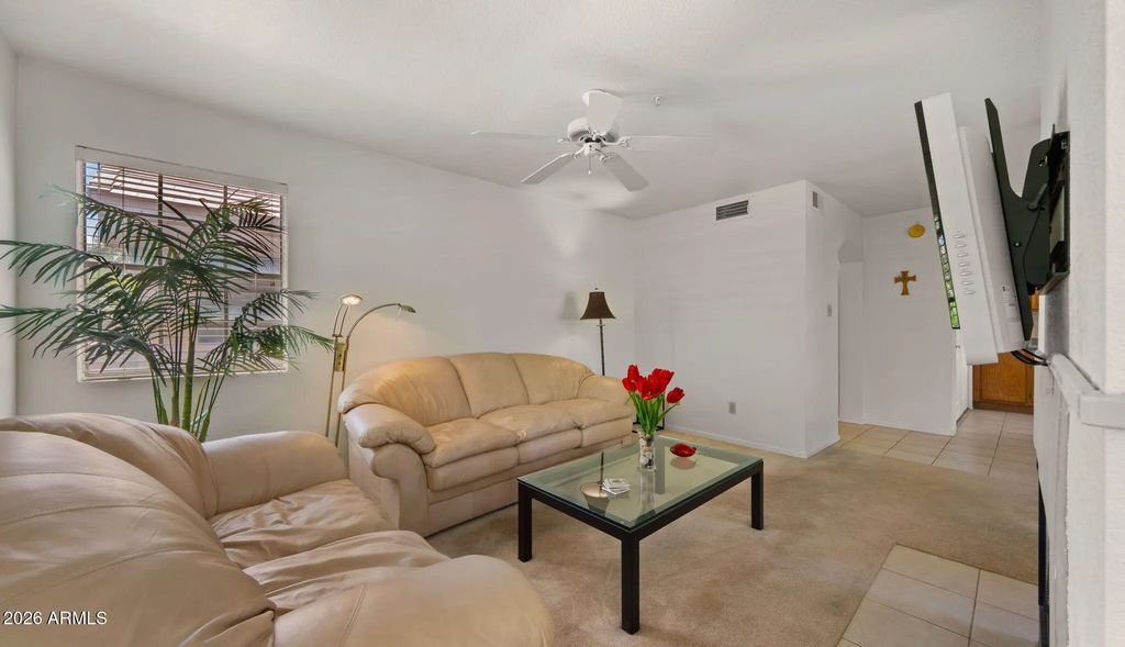5950 N 78th Street (unit 242), Scottsdale