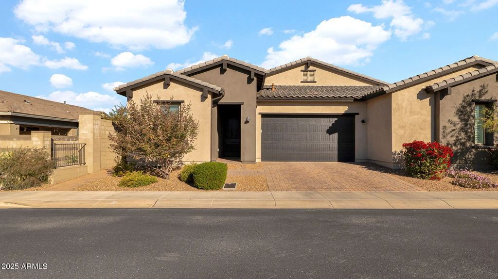 38500 N School House Road (unit 8), Cave Creek