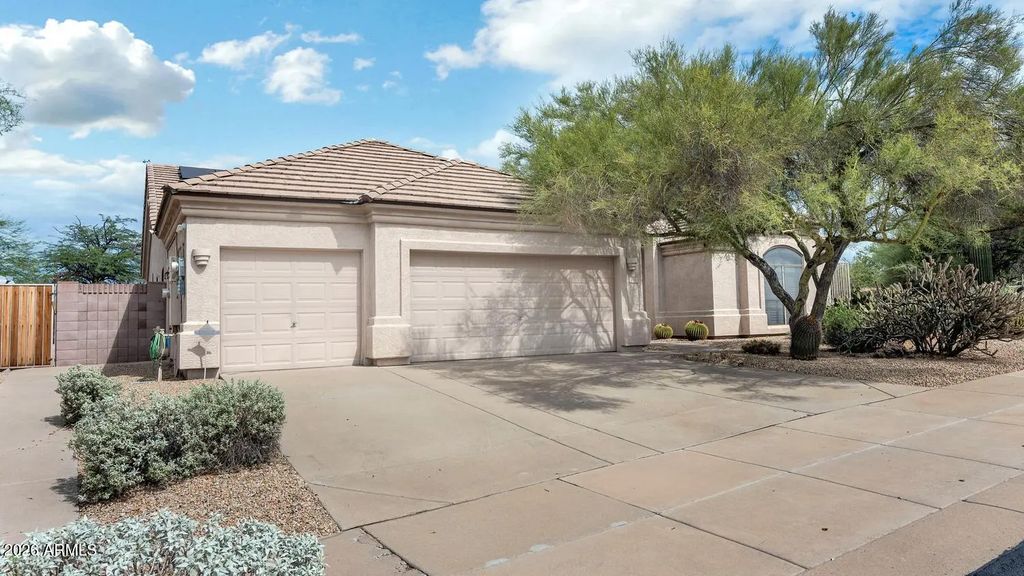 4938 E Apache Rain Road, Cave Creek