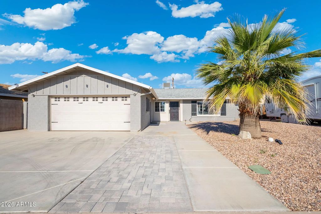 8714 E Plaza Avenue, Scottsdale