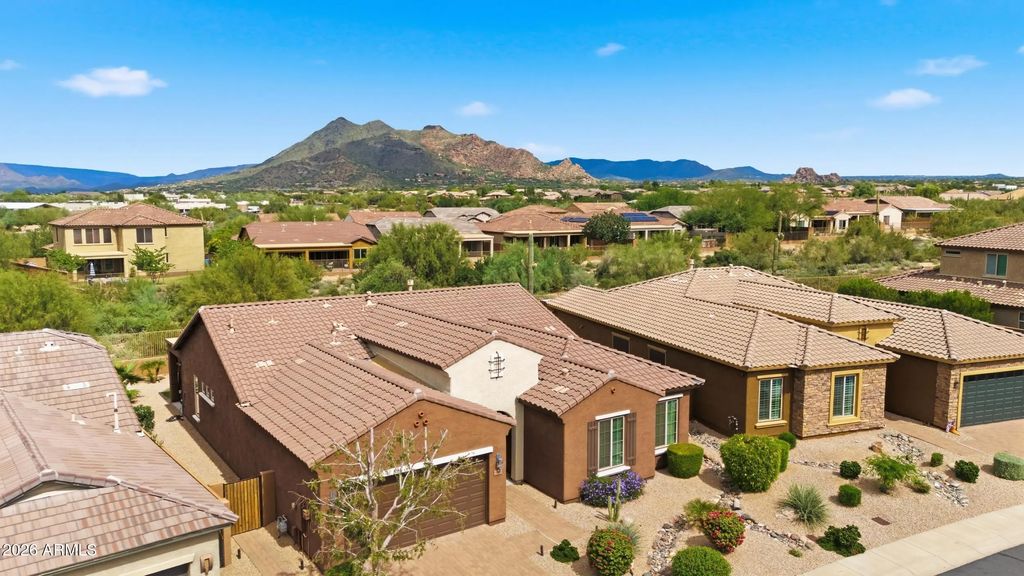 5916 E Bramble Berry Lane, Cave Creek