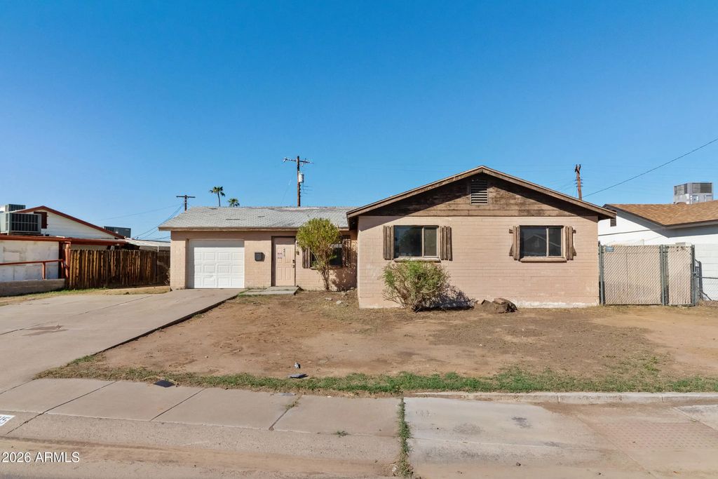 4415 N 56th Drive, Phoenix