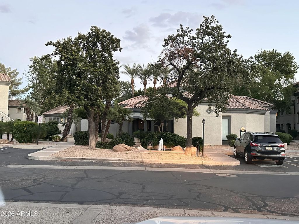 15095 N Thompson Peak Parkway (unit 2115), Scottsdale