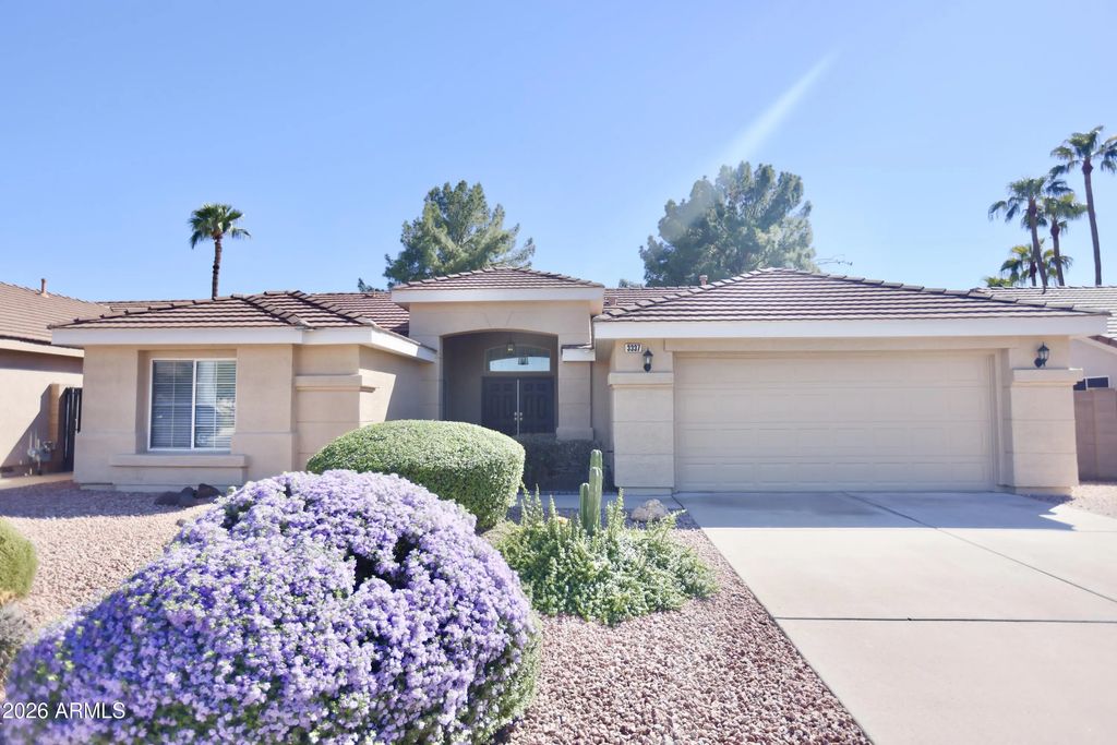 3337 E Beardsley Road, Phoenix